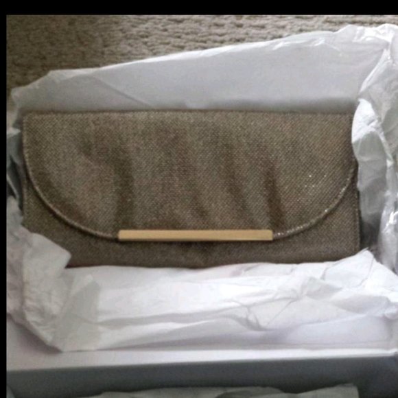 NEW/LIKE NEW - Glitzy heels with matching bag - Picture 4 of 5